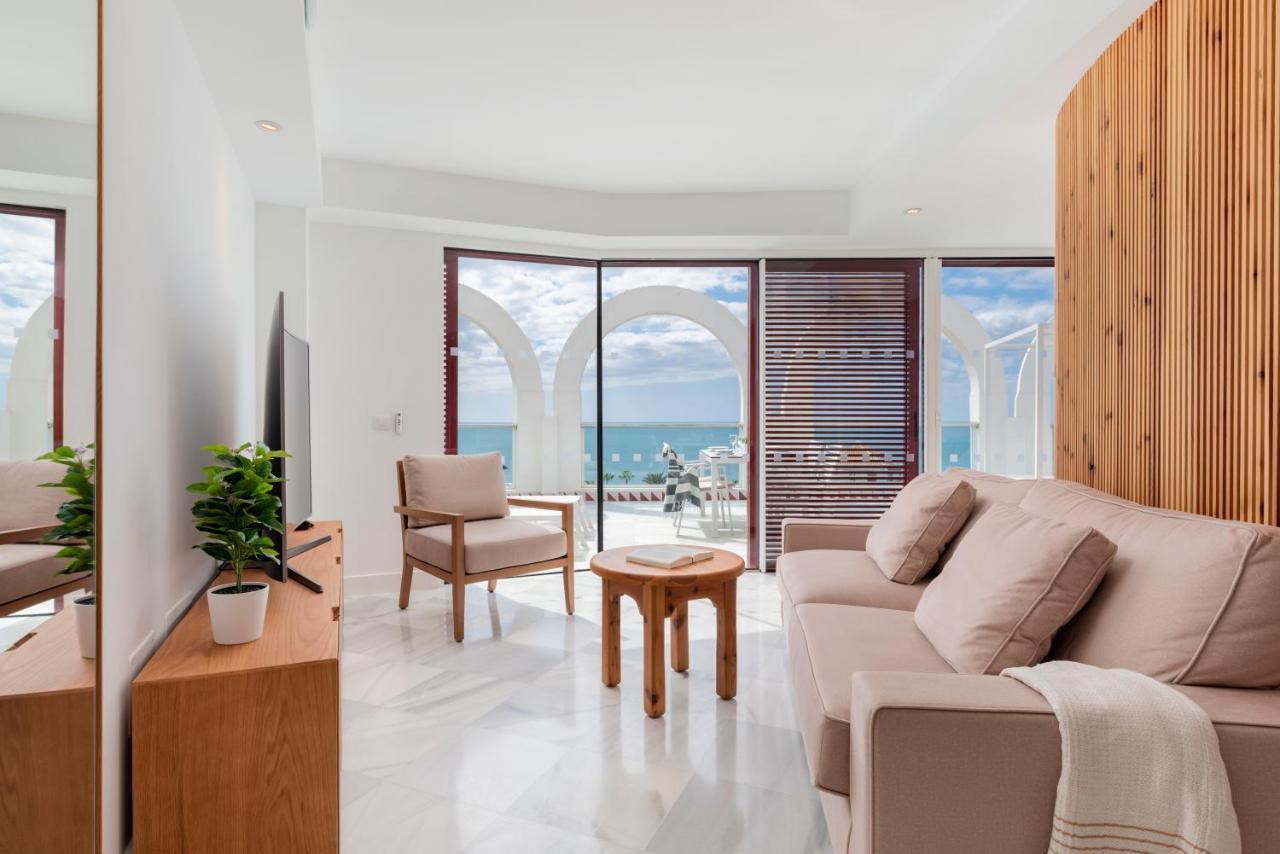 Tower Suites By Upper Luxury Housing - Parque Santiago Playa de las Américas Exterior foto